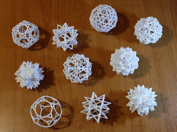 7. Сколько граней имеет додекаэдр?