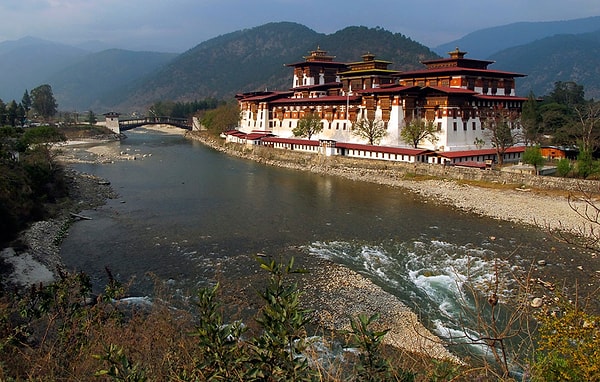 9. Бутан — это страна...