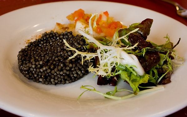 1. "Искусственная икра" из кускуса