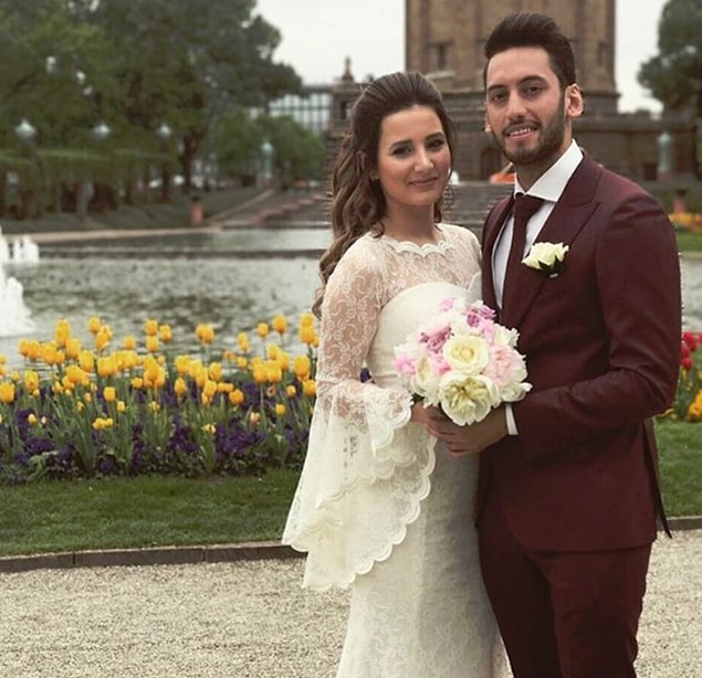 10. Sinem Gündoğdu & Hakan Çalhanoğlu