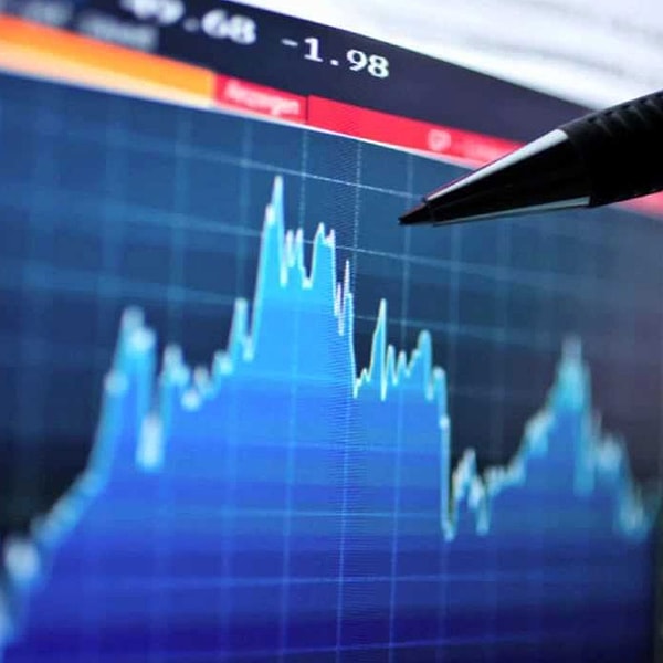 3. Финансы и экономика (11 человек из списка)