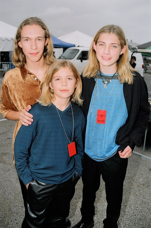 1. Братья Хэнсон