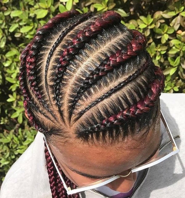 3. Потрясающе четкие линии, красивые изгибы и идеально подсчитанное количество волосков в каждой косичке! Это невозможно!😑