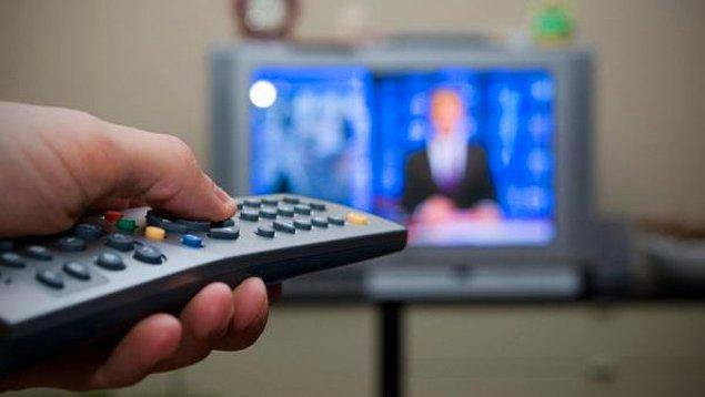 Sözcü'de yer alan verilere göre, Türkiye'de günlük ortalama televizyon izleme süresi ise 2 saat 14 dakika.