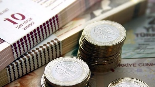 Biliyorsunuz, memura 2018 başında yüzde 4, kamu işçisine ise yüzde 3.5 ücret zammı verilecek...