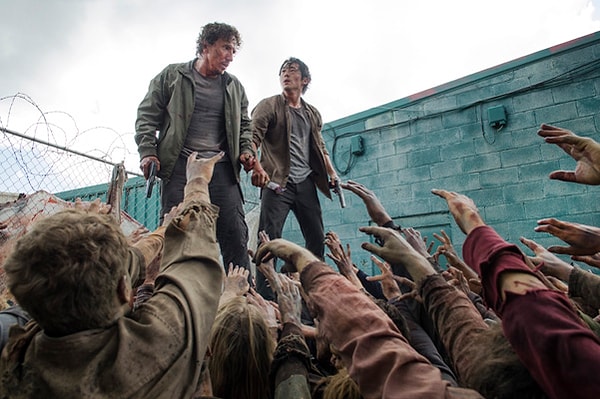 7. Ходячие мертвецы