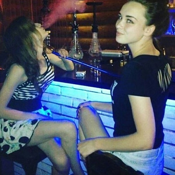 2. Шурыгина уже устроила шумный девичник. Его показали в программе на телеканале НТВ.