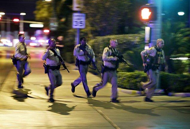 9. Las Vegas polisi olay yerine hızla geldi.