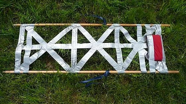 9. ...а также сделать носилки! 👍