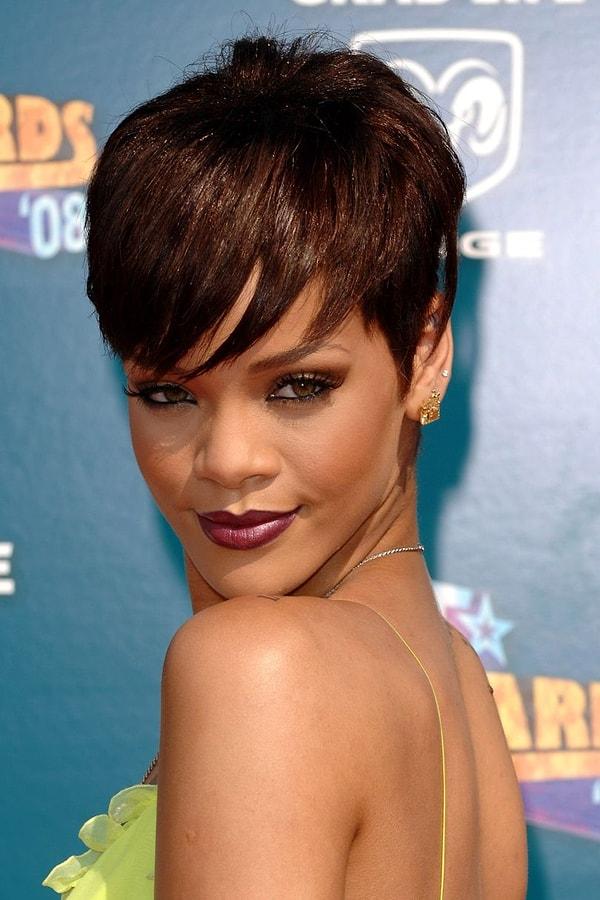 Haziran 2008'de saç boyunu biraz daha kısaltarak BET Ödülleri'ne yeni saç stiliyle damgasını vurdu.