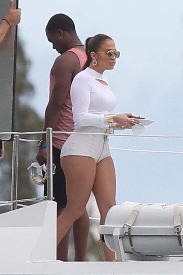 4. Дженнифер Лопес