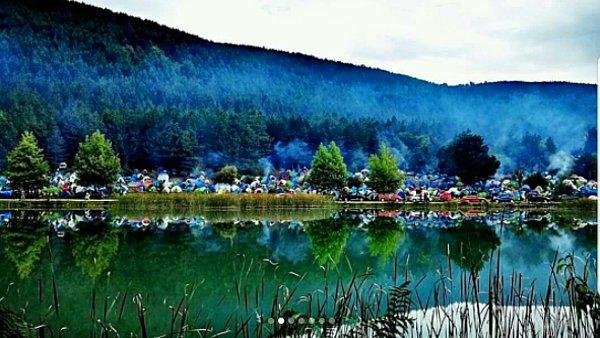 Şirinyazı Göleti Kamp ve Piknik Alanı'nda hafta sonu yapılan ve iki gün süren kampa yaklaşık 8 bin kişi katıldı.