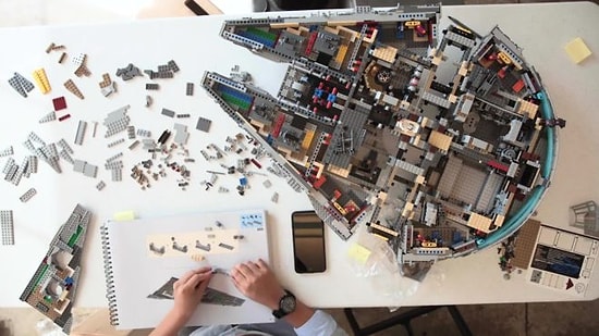 7500 Parça LEGO'dan Ayrıntılarıyla Star Wars'un Millennium Falcon'unu Yapmak