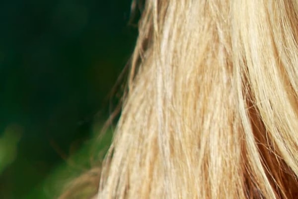 1. Поехали, эта прядь волос приналежит...