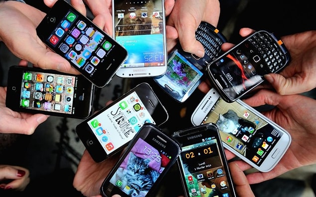 Bir sonraki deneyde akıllı telefon kullanmayan 12 kişiye, 3 aylığına akıllı telefon verildi.