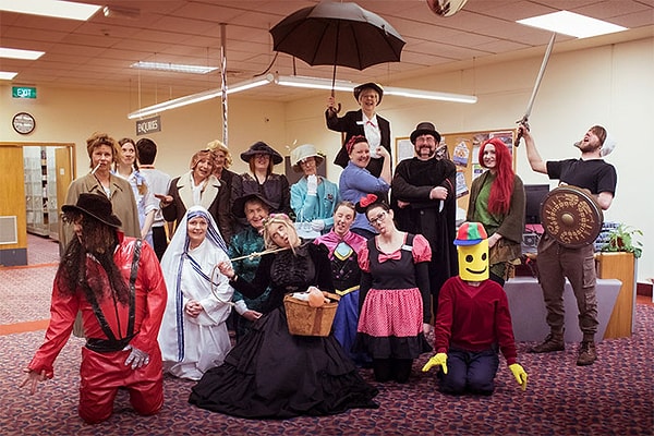 3. Кстати, работники этой библиотеки постоянно устраивают нечто грандиозное, чтобы продвинуть чтение в массы!