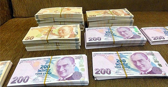 24. Kullandığımız kağıt banknotların üstünde hangi cümle yazmaktadır?