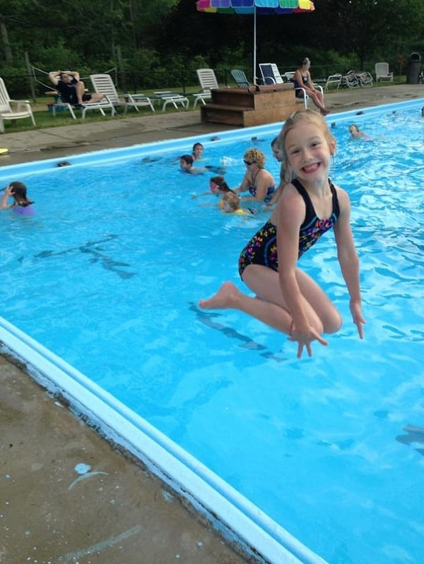 10. Первый человек, который может стоять на воде.