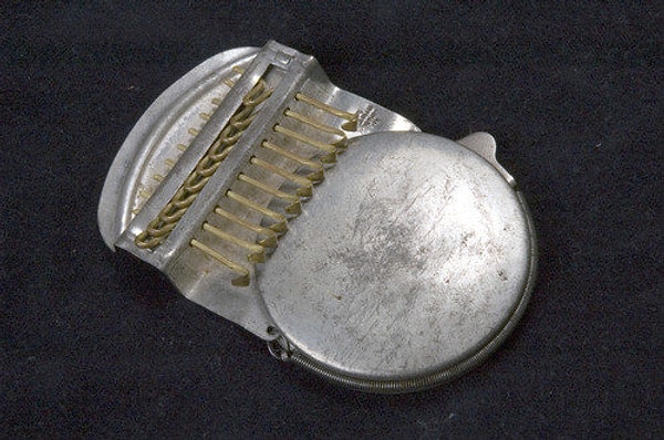 4. А это что за предмет из советского прошлого?