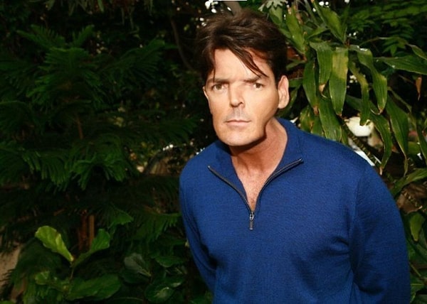 1. Поехали, кто из известных мужчин тут?