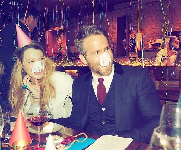 1. Все мы знаем о проделках этой парочки - Блейк Лайвли и Райана Рейнольдса - в соцсетях.