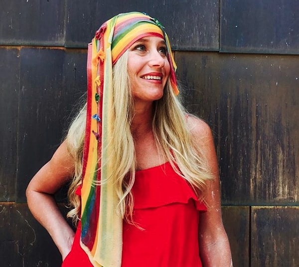 1. Писательница, художница и кулинар Линда Миллер Николсон имеет репутацию производителя авангардной пищи.