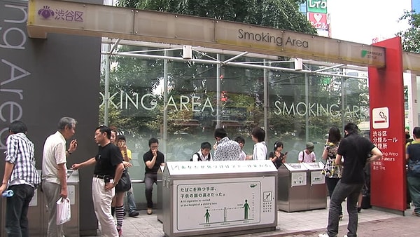 В интервью "Kyodo News" генеральный директор компании Такао Аска сказал: «Я надеюсь использовать вознаграждение вместо наказания, чтобы побудить наших сотрудников бросить курить».