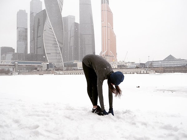 3. Если прочитать целый параграф задом наперед, у вас получится достать до пальцев ног