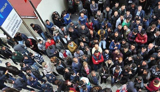 329 bin üniversite mezunu İŞKUR kapısında