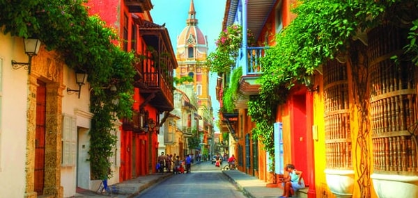 5. Южноамериканская страна, расположенная между Колумбией и Перу — это...