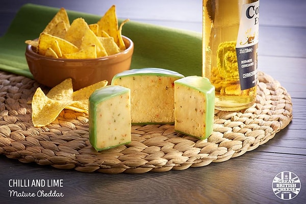 10. А ещё есть вот такой сыр с чили и лаймом.