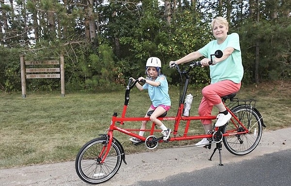 11. 63-летняя мама Ханны, Джеки, очень беспокоится о будущем дочери.