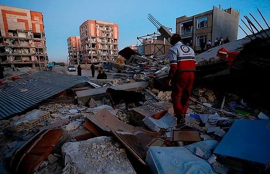 Irak - İran Sınırında 7.3 Büyüklüğünde Deprem: Can Kaybı 400'ü Aştı