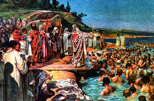 5. При каком князе на Руси было принято христианство?