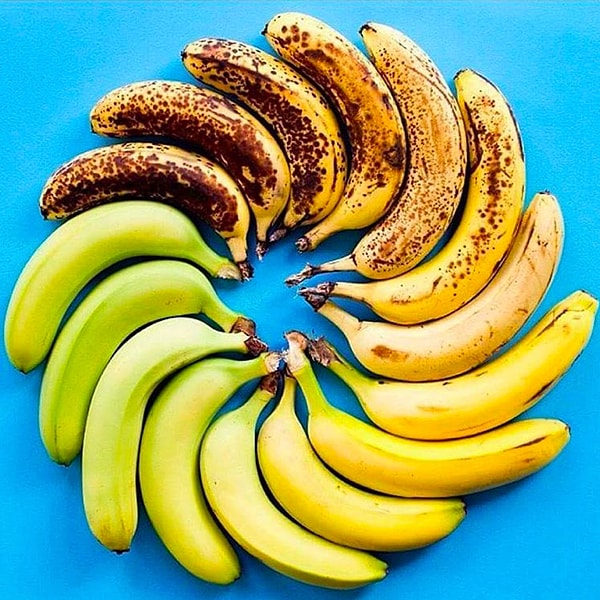1. Храните бананы и яблоки отдельно от других фруктов