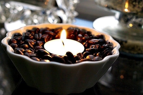 4. Кто не любит бодрящий аромат свежесваренного черного кофе? ☕️