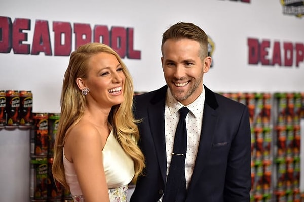 1. Известно, что пара Блейк Лайвли и Райана Рейнольдса действительно самая смешная пара в шоу-бизнесе. Особенно, когда дела касается того, чтобы потроллить друг друга!