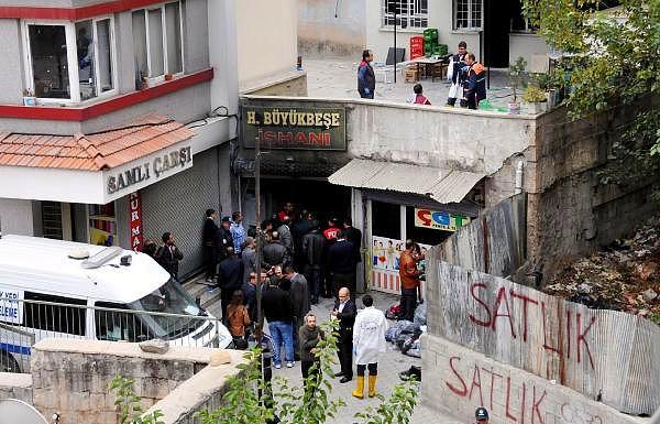 7 Kasım 2013 tarihinde Alabey Mahallesi'nde triko ve konfeksiyon üretimi yapılan 90 iş yerinin bulunduğu Hacı Büyükbeşe İşhanı'nın bodrum katında yangın çıktı.