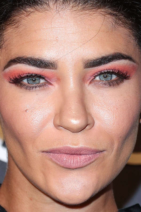 16. Джессика Зор