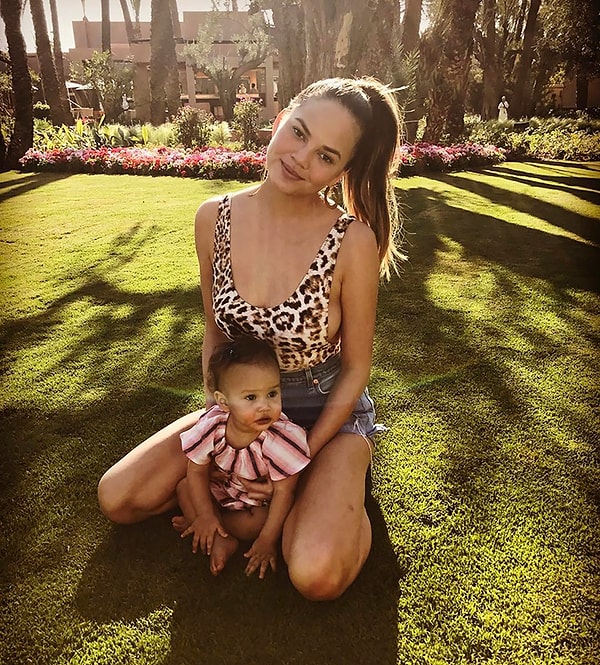 Крисси: "Мне кажется, что я больше всех на свете мечтаю об этом. Мне не терпится стать обладательницей очень большой семьи".