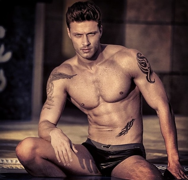 2013 - Burak Çelik