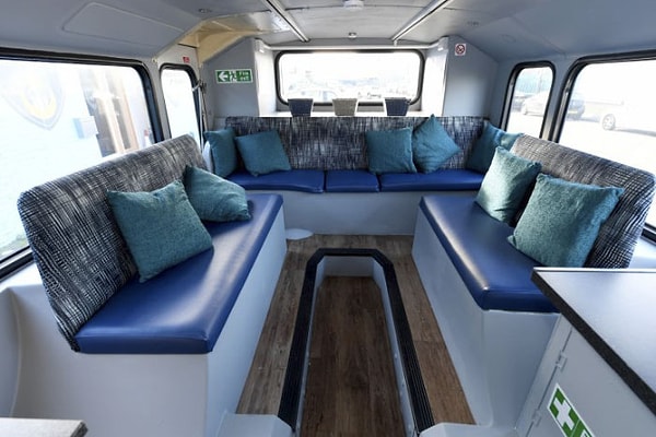 9. ...обустроена небольшая, но очень уютная зона отдыха,.. 🛋