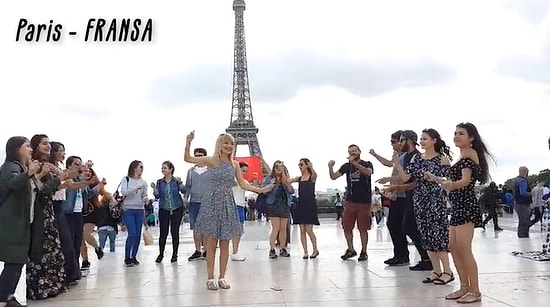 Avrupa'nın Sokaklarında Erik Dalı Gevrektir Şarkısıyla Coşan Gençler