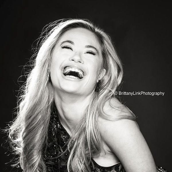 10. «Она – квинтэссенция того, что Организация Мисс Вселенная ждет от своих участниц».