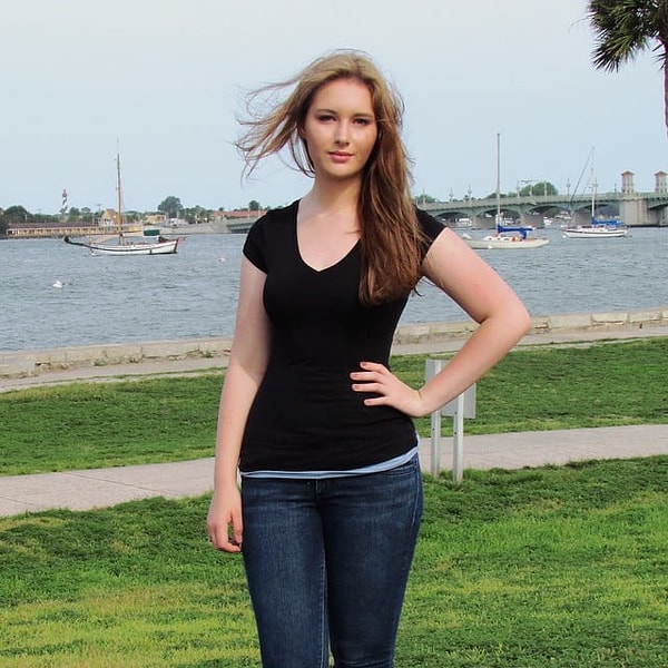 4. Сама Майер — модель. И последние пару лет к ее персоне проявляется повышенный интерес, а все из-за сходства со знаменитой актрисой.