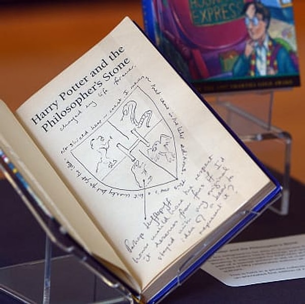 12. 20 лет спустя у Гарри Поттера все еще самый большой фандом во Вселенной