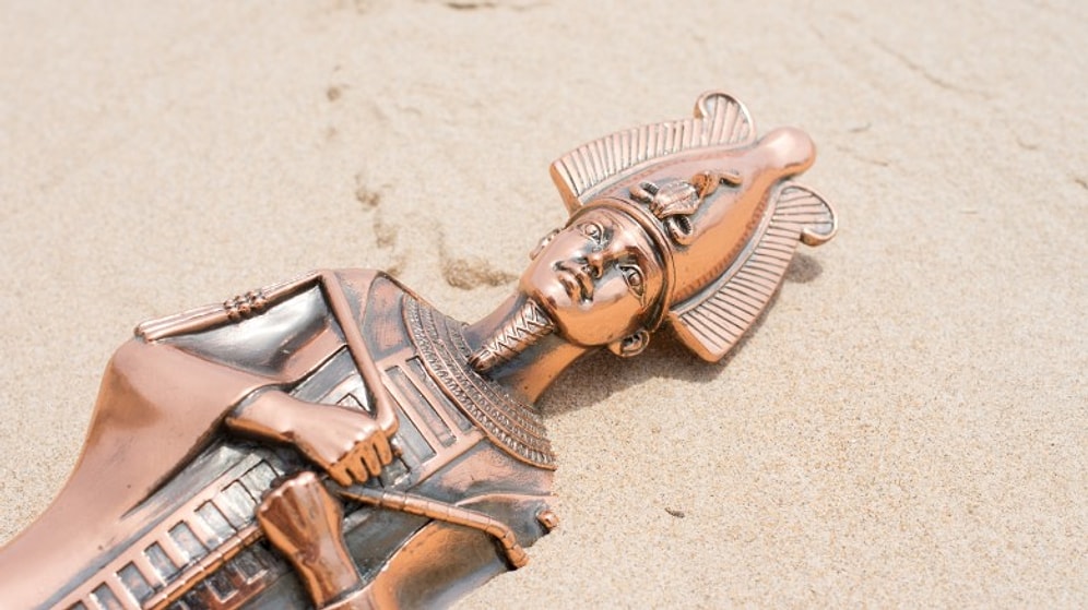 9 любопытных фактов о том, как жили подростки в античности!