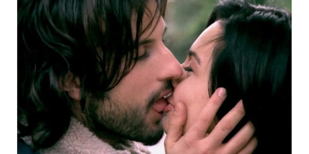 Hadi Bi Dudak Bi Yanak Yolla! İnsanlar Birinden Etkilendiğinde Neden Onu Öpmek İster?