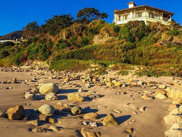 16. Дом Синди Кроуфорд за 60 миллионов долларов в Малибу, штат Калифорния.