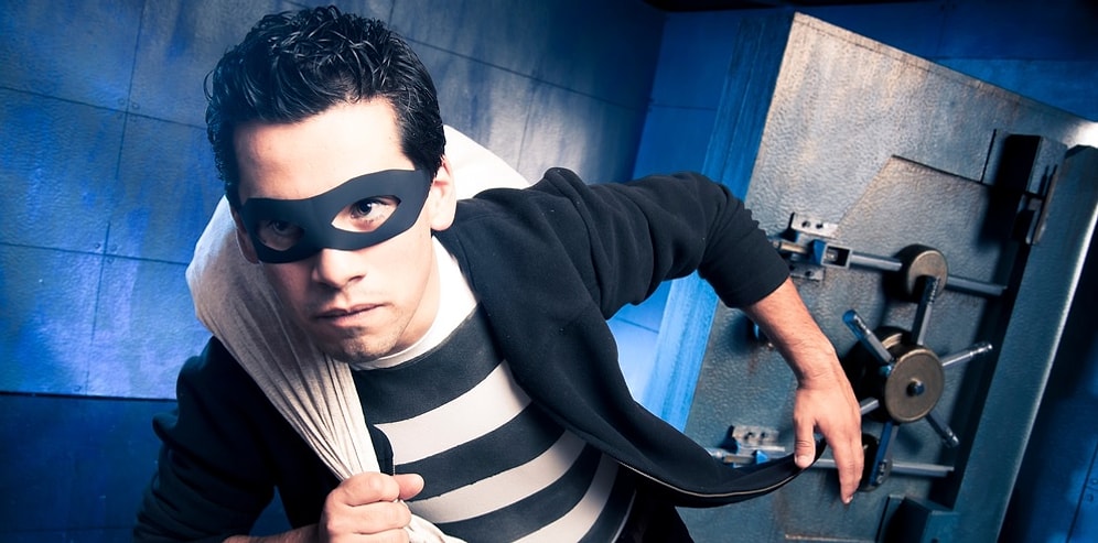 10 воров-неудачников, пойманных из-за собственной непроходимой глупости